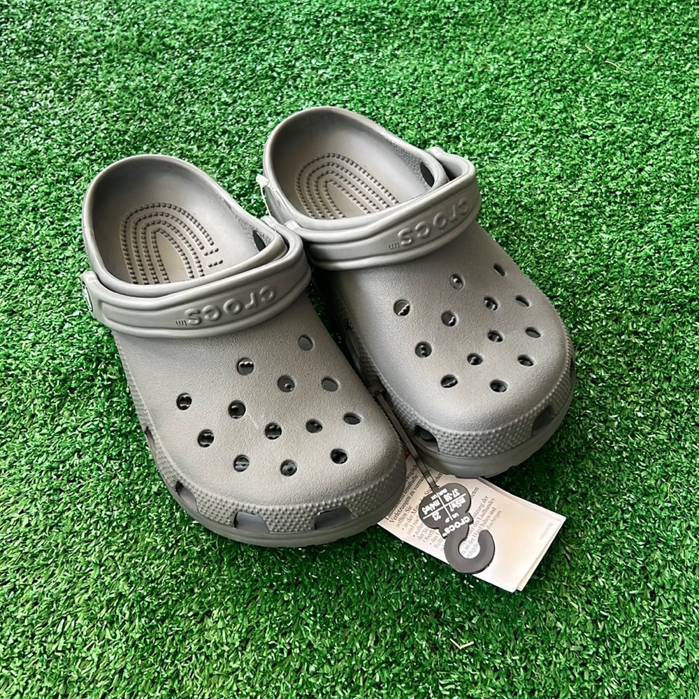 CROCS